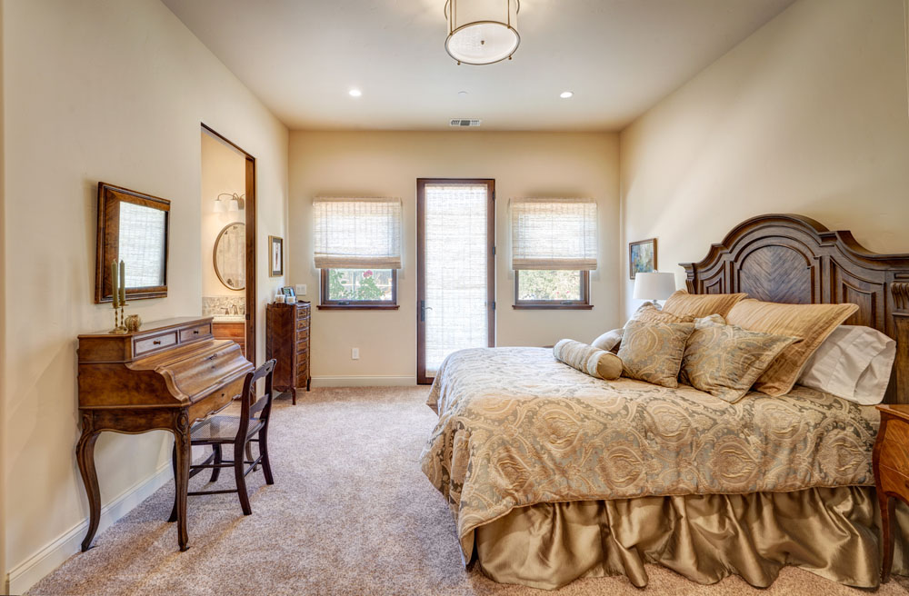 BEDROOM2 Martin Grass Valley