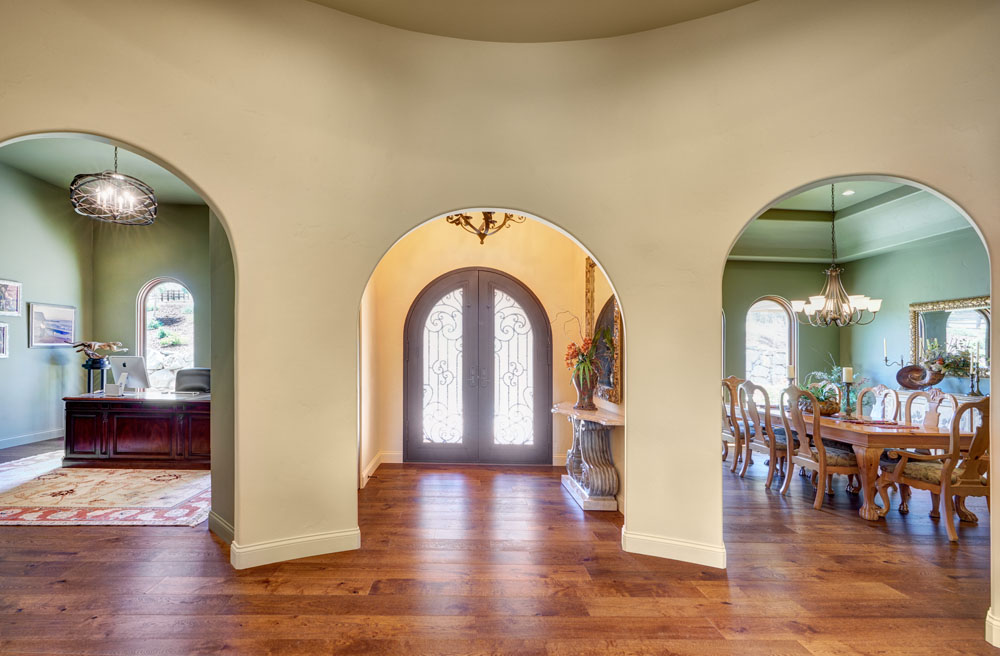 ENTRYWAY1 Martin Grass Valley 1