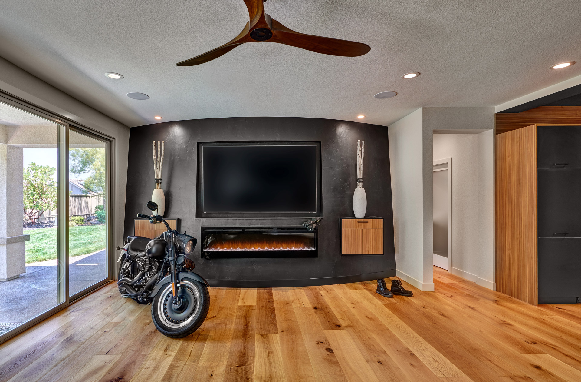 LIVING ROOM1 Criswell Lincoln