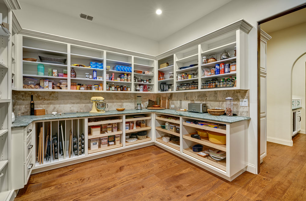 PANTRY2 Martin Grass Valley