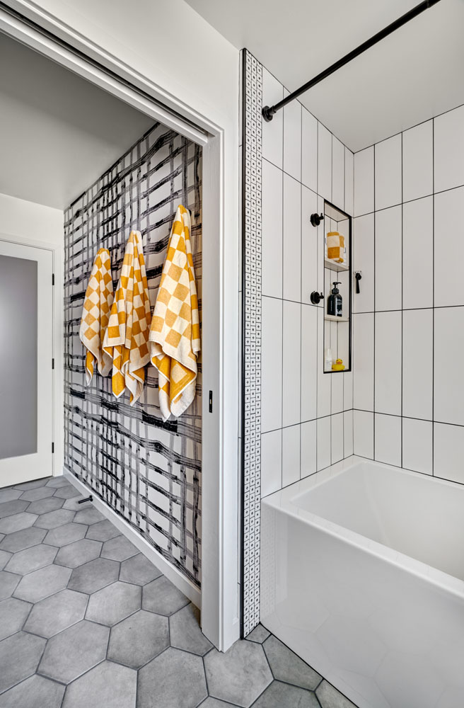 Thorpe Andres Sacramento Arden Park Custom Hall Powder Bathrooms Remodel2 1